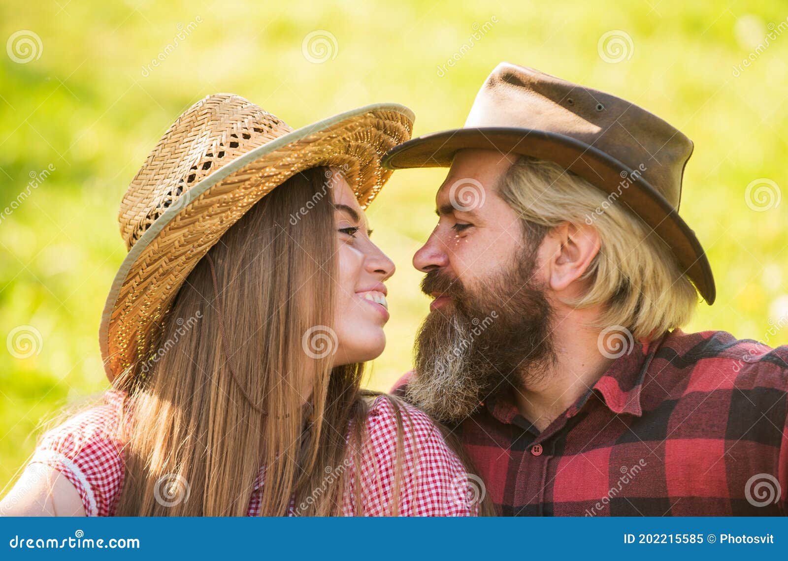 Latidreams Essentially